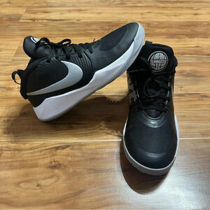 Kids 6Y Basketball Shoes Nike‎ Team Hustle
